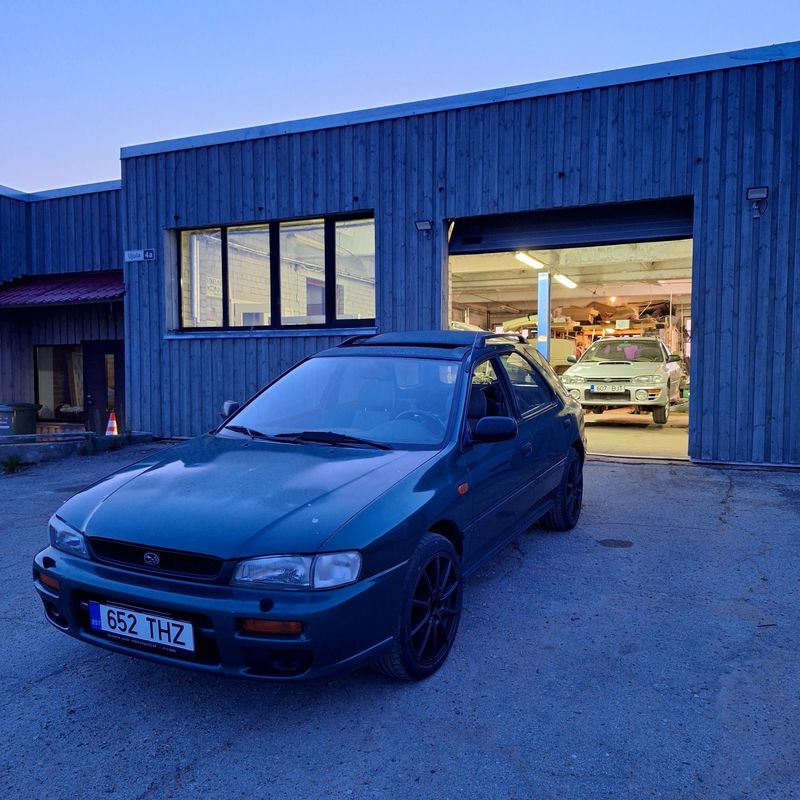 Subaru Impreza (1998) – pilt 2/3