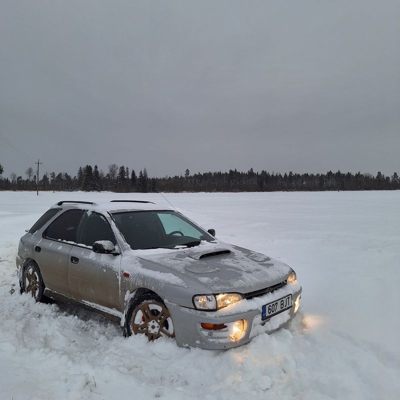 Subaru Impreza WRX (1996) – pilt 1/3